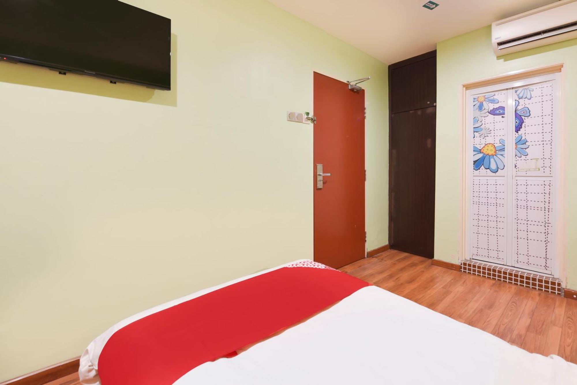 Hotel O G Home Hotel, Kota Bharu, Kelantan. Luaran gambar